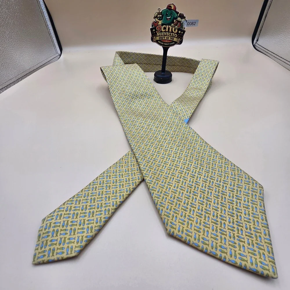 Salvatore Ferragamo Mens Silk Tie Yellow Blue Green Fish Pattern Made in Italy